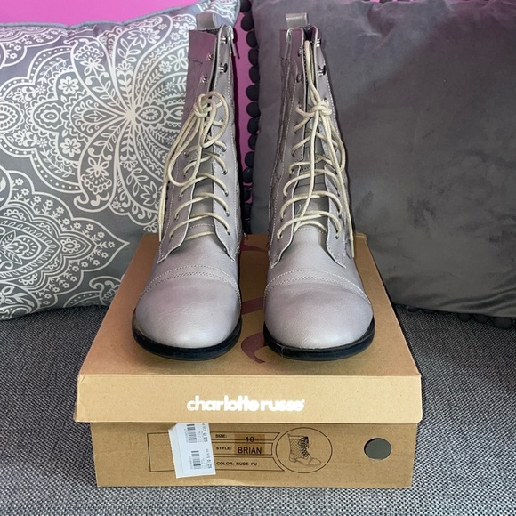 Charlotte Russe Light Gray Combat Boots 🩶 - Picture 2 of 9
